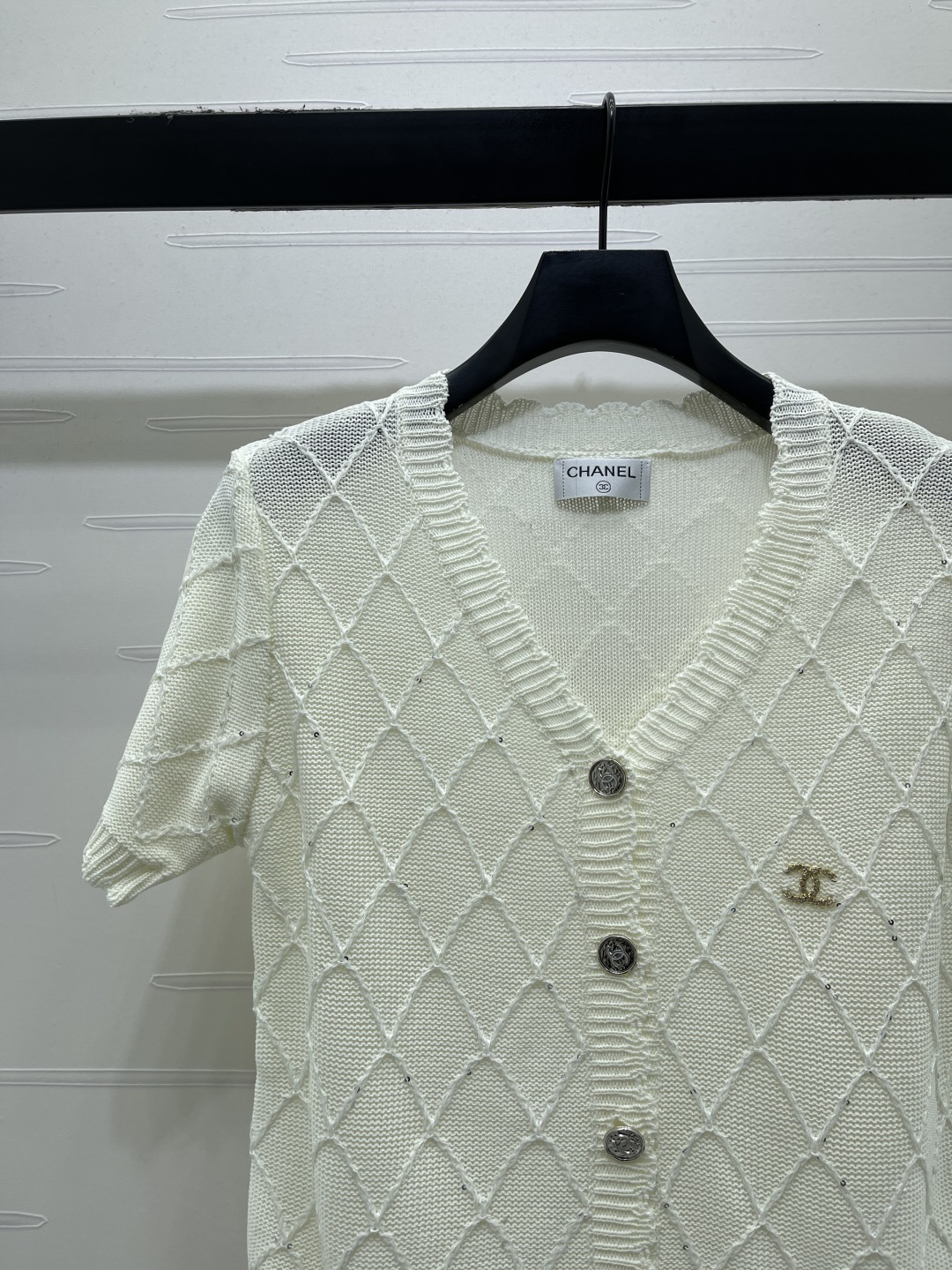Women's short sleeves